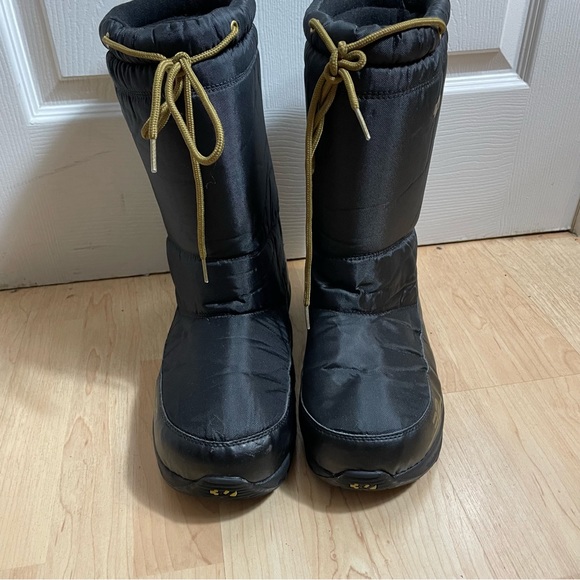 ThirtyTwo after riding snowboarding boots - Picture 13 of 14